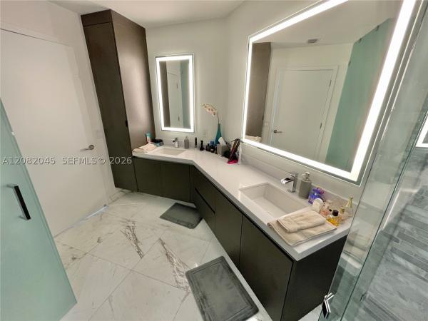 Paramount Miami Worldcenter, 851 NE 1st Ave #2605, Miami, Florida 33132, image 3