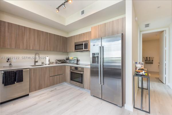 Cassa Brickell, 201 SW 17th Rd #807, Miami, Florida 33129, image 1