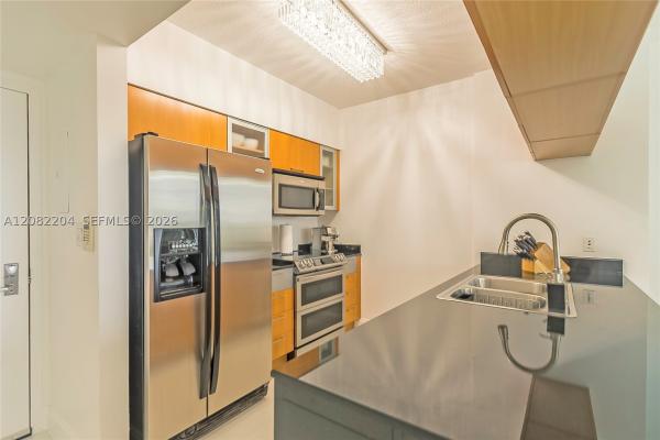Opera Tower, 1750 N Bayshore Dr #3211, Miami, Florida 33132, image 1
