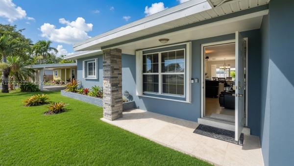 Breezy Manor, 934 N 32nd Ave, Hollywood, Florida 33021, image 1