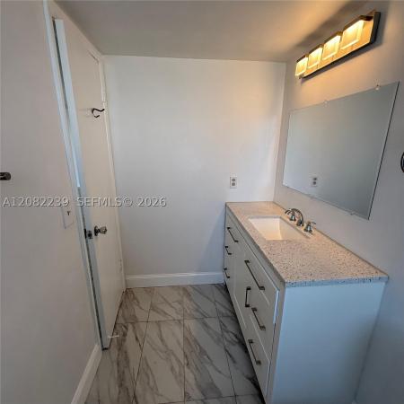 Admirals Port East, 2851 NE 183rd St #501E, Aventura, Florida 33160, image 2
