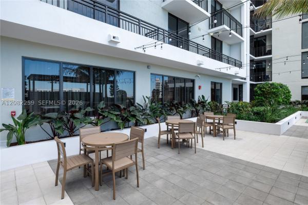 2001 Van Buren St #924, Hollywood, Florida 33020, image 1