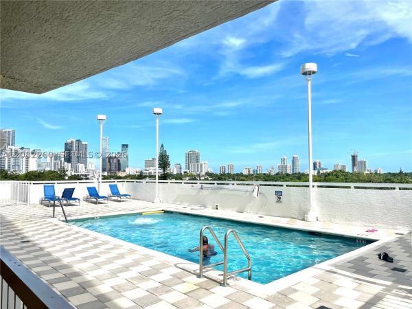 Brickell Vista, 900 SW 8th St #808, Miami, Florida 33130, image 1
