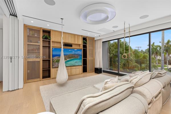 Eastern Shores, 16495 NE 32nd Ave, North Miami Beach, Florida 33160, image 3