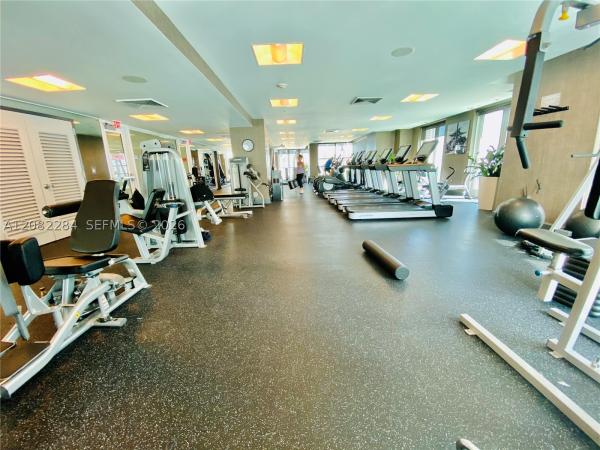 The Plaza On Brickell East, 950 Brickell Bay Dr #5202, Miami, Florida 33131, image 3