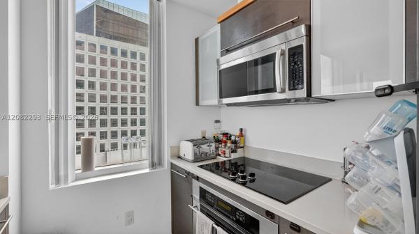 500 Brickell East, 500 Brickell Ave #4102, Miami, Florida 33131, image 2