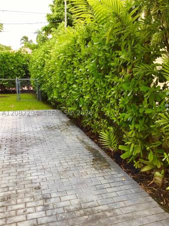 Coconut Grove, 309 Bird Rd, Coral Gables, Florida 33146, image 2