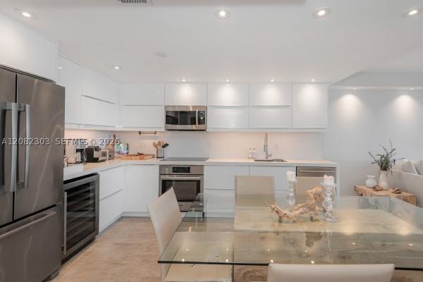 Roney Palace, 2301 Collins Ave #738, Miami Beach, Florida 33139, image 2