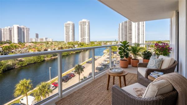 Flamenco, 3701 N Country Club Dr #701, Aventura, Florida 33180, image 3