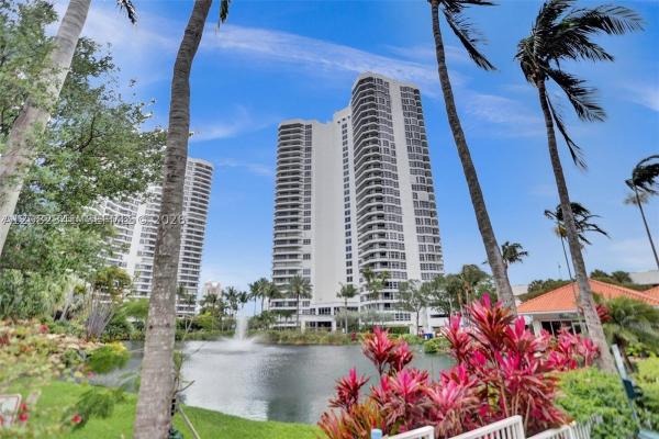 Mystic Pointe Tower 200, 19101 NE 36th Ct #1704, Aventura, Florida 33180, image 2