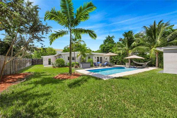 6843 SW 53rd St, Unincorporated Dade County, Florida 33155, image 3
