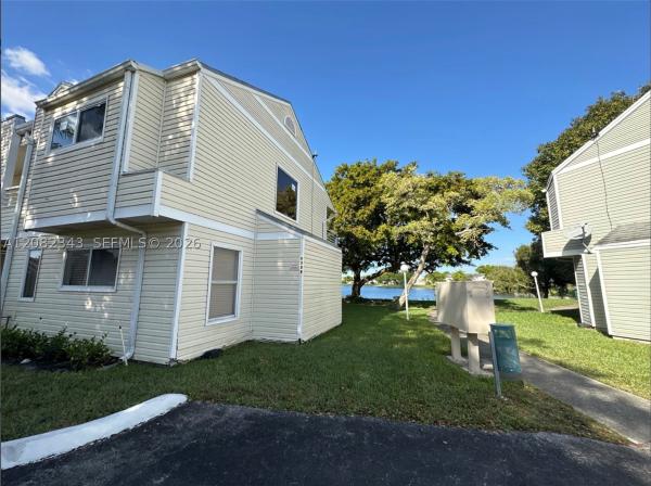 Summer Lake At Three Lakes, 3405 NW 44th St #204, Oakland Park, Florida 33309, image 1