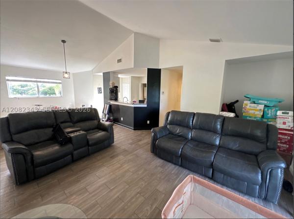 Summer Lake At Three Lakes, 3405 NW 44th St #204, Oakland Park, Florida 33309, image 3