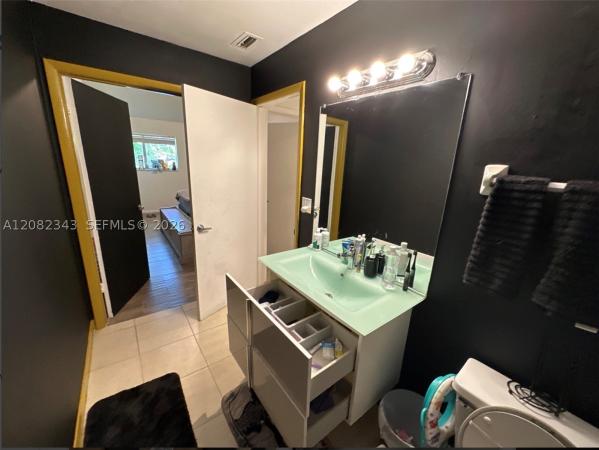 Summer Lake At Three Lakes, 3405 NW 44th St #204, Oakland Park, Florida 33309, image 2