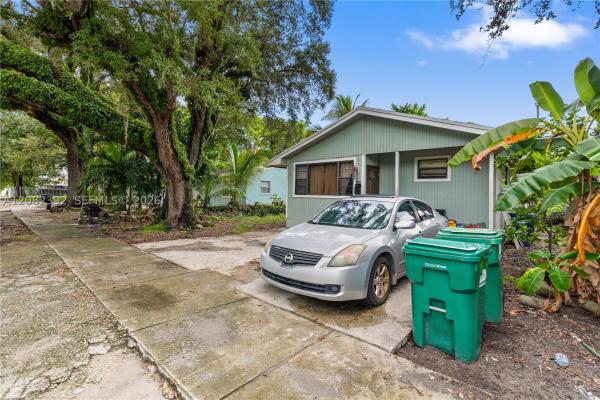 1885 NW 113th Ter, Unincorporated Dade County, Florida 33167, image 3
