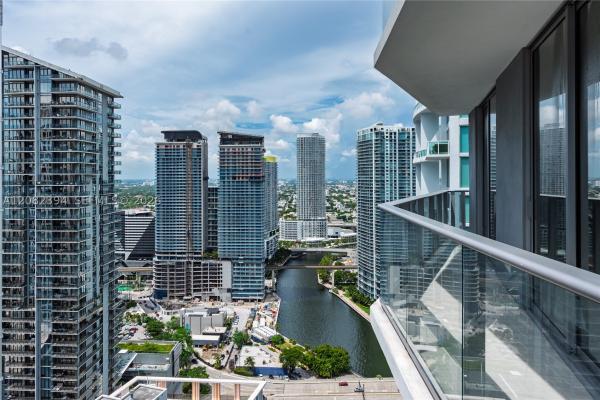 77 SE 5th St #3908, Miami, Florida 33131, image 2
