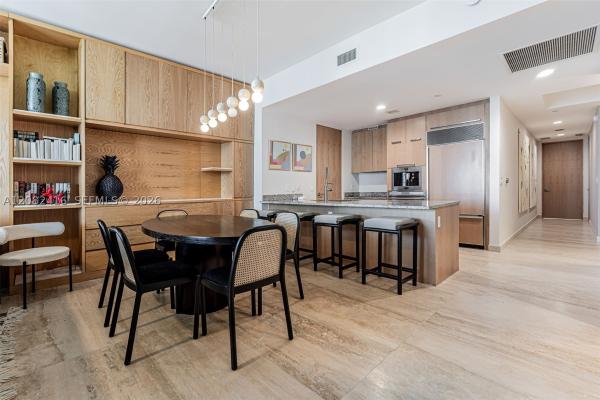 Tdr Tower 3, 15811 Collins Ave #1802, Sunny Isles Beach, Florida 33160, image 2