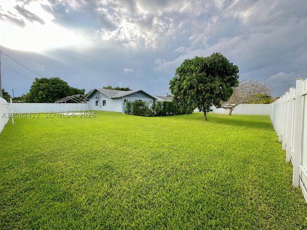18155 SW 105th Ave, Unincorporated Dade County, Florida 33157, image 2