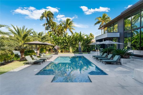Cape Florida, 131 Cape Florida Dr, Key Biscayne, Florida 33149, image 1