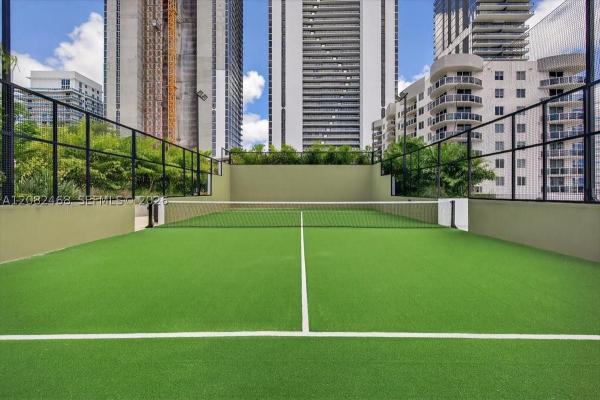 700 NE 24th St #5202, Miami, Florida 33137, image 2