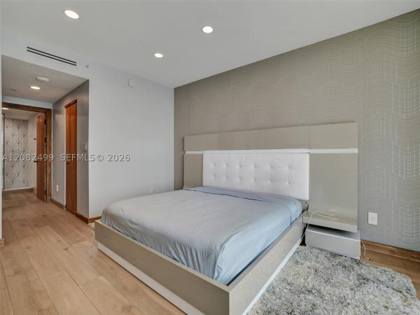One Miami West, 325 S Biscayne Blvd #1423, Miami, Florida 33131, image 2
