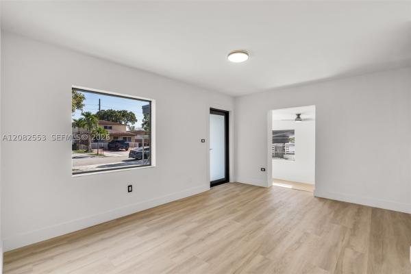 Industrial Center, 739 W 30th St, Hialeah, Florida 33012, image 1