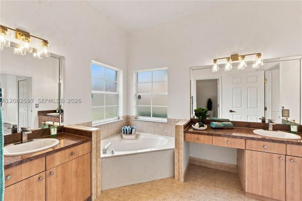 Golden Bay, 12103 NW 47th Mnr, Coral Springs, Florida 33076, image 3