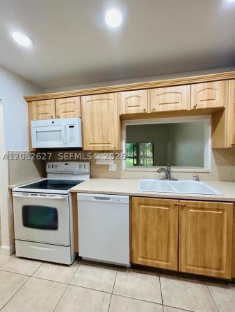 Villas Of Bonaventure, 611 Racquet Club Rd #1, Weston, Florida 33326, image 2