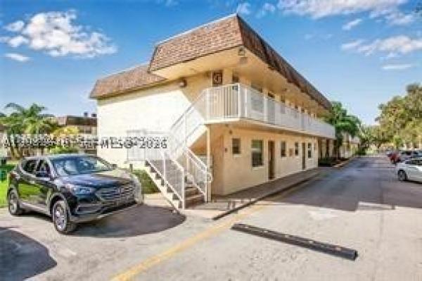 Townhouses Of Plantation, 4841 NW 9th Dr, Plantation, Florida 33317, image 3