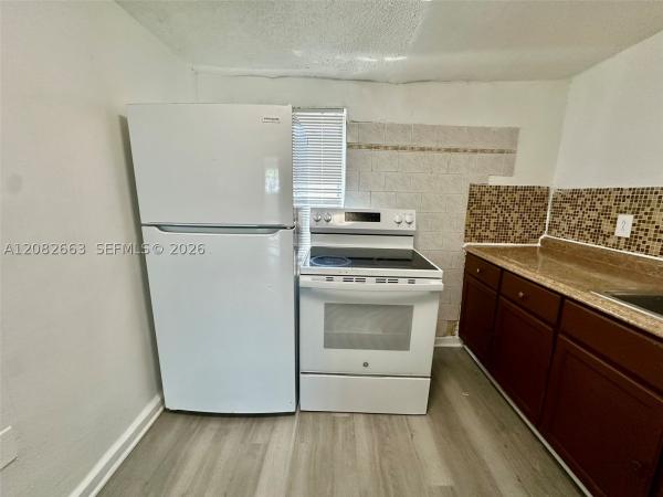 Glenroyal, 2306 NW Flagler Ter #1, Miami, Florida 33125, image 3