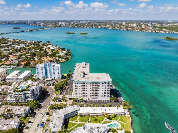 Island Pointe, 10350 W Bay Harbor Dr #9C, Bay Harbor Islands, Florida 33154, image 2