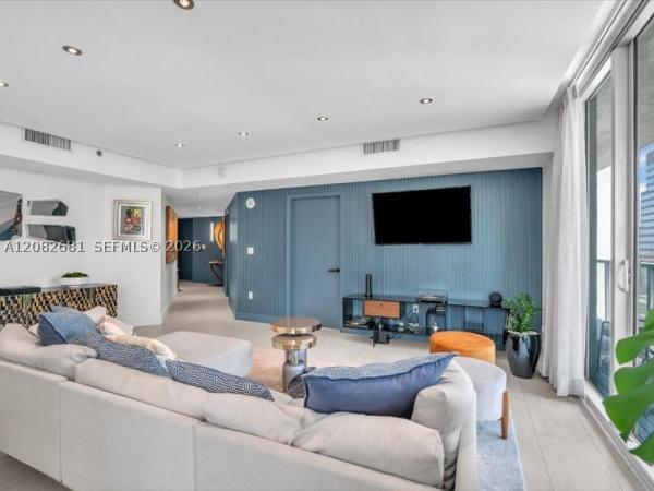 500 Brickell West, 55 SE 6th St #2902, Miami, Florida 33131, image 3
