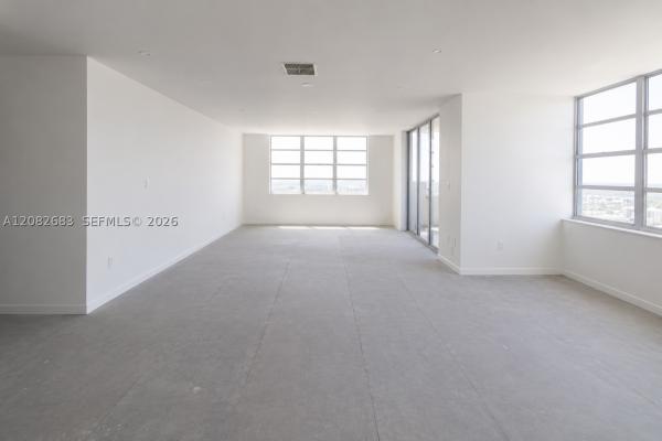 Commodore Plaza Tower, 2750 NE 183rd St #PH-05, Aventura, Florida 33160, image 2