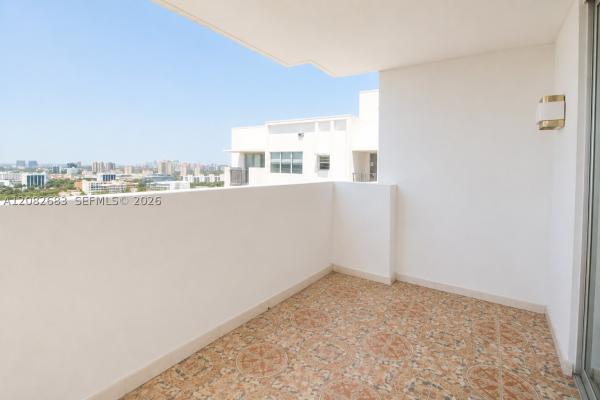 Commodore Plaza Tower, 2750 NE 183rd St #PH-05, Aventura, Florida 33160, image 3