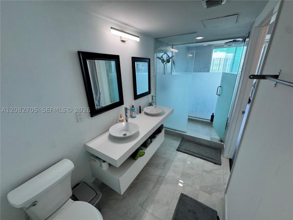 Mint At Riverfront, 92 SW 3rd St #3811, Miami, Florida 33130, image 1