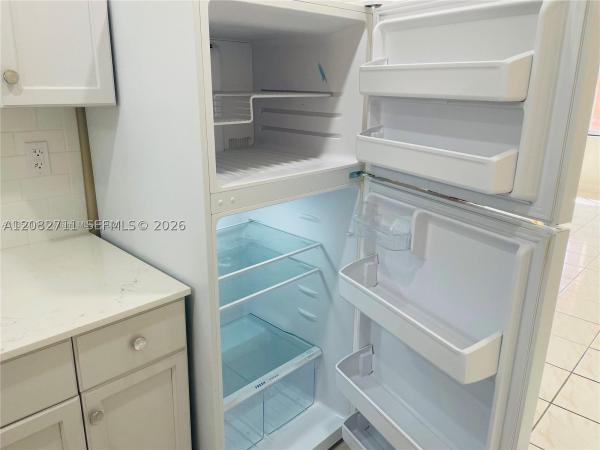 Coral Gardens, 3401 SW 11th St #3 (aka 1B), Miami, Florida 33135, image 3