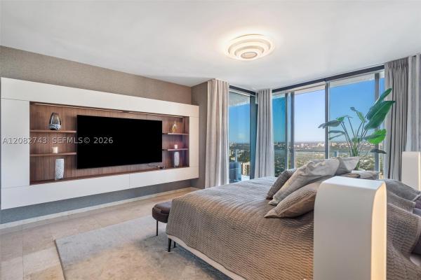 Rise Brickell City Centre, 88 SW 7th St #3801, Miami, Florida 33130, image 3