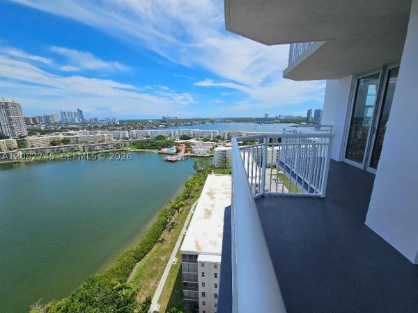 Del Prado South Towers, 18041 Biscayne Blvd #1805-4, Aventura, Florida 33160, image 2
