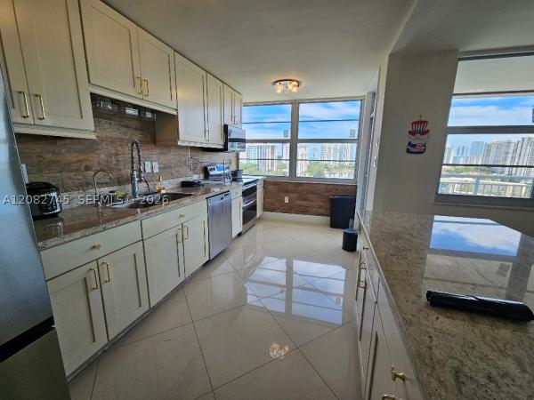 Del Prado South Towers, 18041 Biscayne Blvd #1805-4, Aventura, Florida 33160, image 1