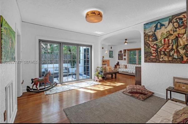 Granada, 540 Majorca Ave, Coral Gables, Florida 33134, image 3