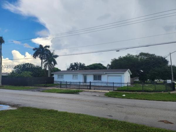 Newport, 771 NW 15th St, Homestead, Florida 33030, image 2