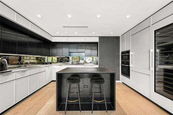 300 Collins, 300 Collins Ave #3A, Miami Beach, Florida 33139, image 1