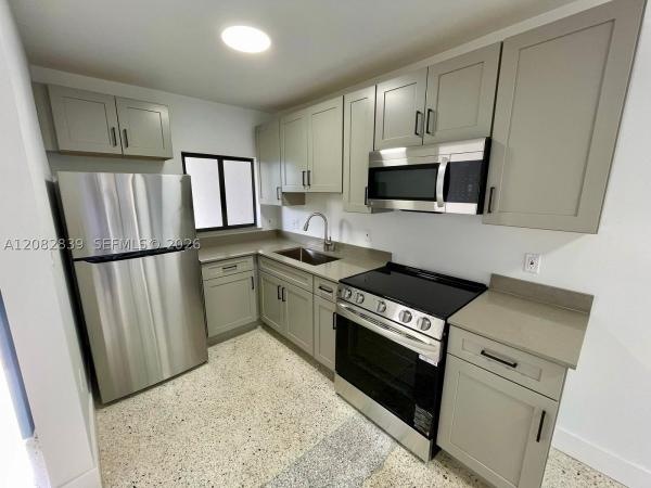 180 NE 57th St #2, Miami, Florida 33137, image 1