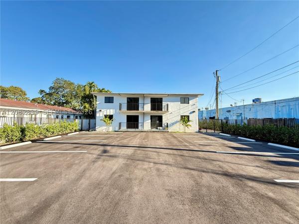 180 NE 57th St #2, Miami, Florida 33137, image 2