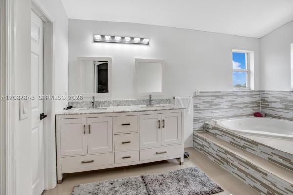 Banyan Oakridge, 3432 SW 49th St, Hollywood, Florida 33312, image 1