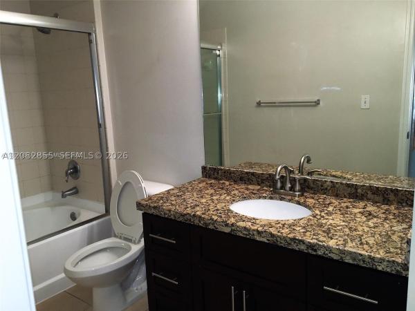 Valencia, 6001 SW 70th St #324, South Miami, Florida 33143, image 1