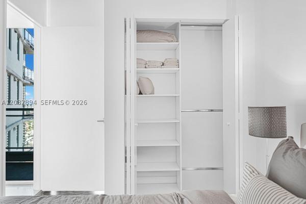 Mint At Riverfront, 92 SW 3rd St #4806, Miami, Florida 33130, image 2