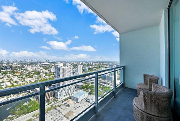 Mint At Riverfront, 92 SW 3rd St #4806, Miami, Florida 33130, image 1