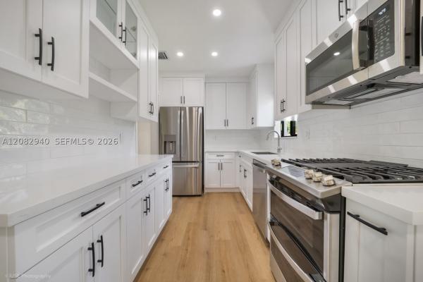 Calvert Manors, 5970 SW 16th St, West Miami, Florida 33155, image 3