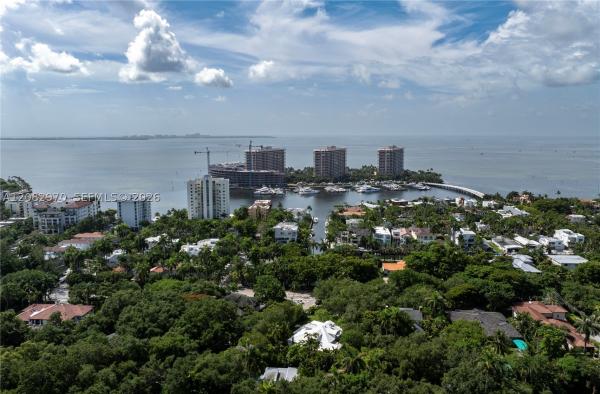 Silver Bluff, 1701 S Bayshore Dr, Miami, Florida 33133, image 3